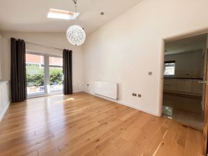 Photo 32- click for photo gallery